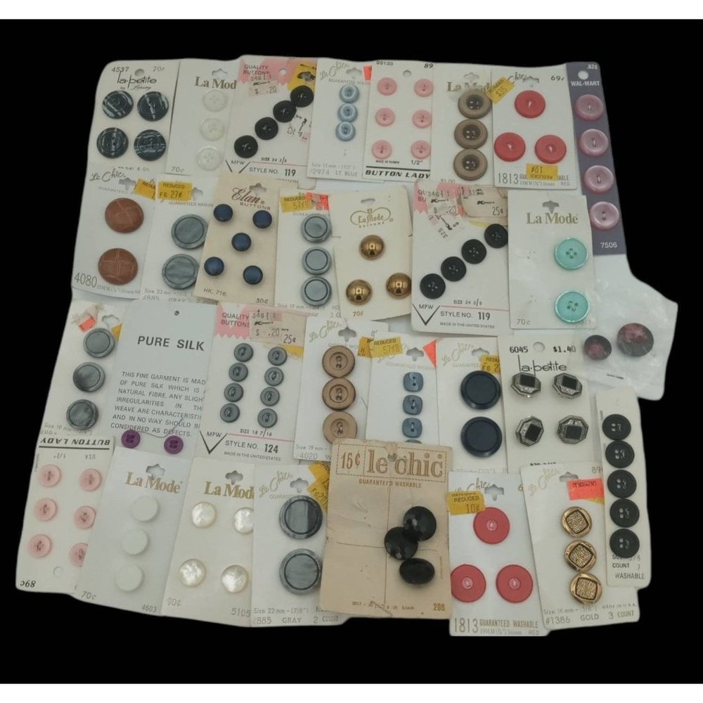 Vintage Button Lot of 299 Buttons Duck Tin Bulk Buttons New Old Stock Crafting - Picture 3 of 8